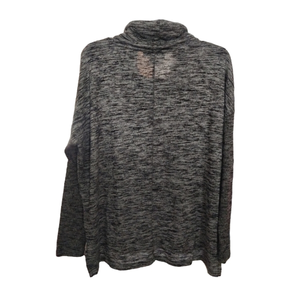 Tahari Sweater, cowl neck, marbled type pattern, black/gray. Fits L 14 - XL 16 - Picture 3 of 6